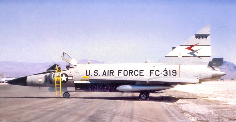 File:4782d Combat Crew Training Squadron Convair F-102A-75-CO Delta Dagger 56-1319.jpg