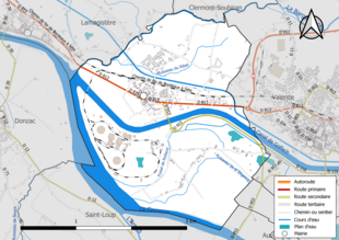 Carte en couleur présentant le réseau hydrographique de la commune