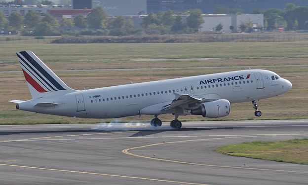 F-HBNC (A320, Air France) Un des seuls en ce matin de grève