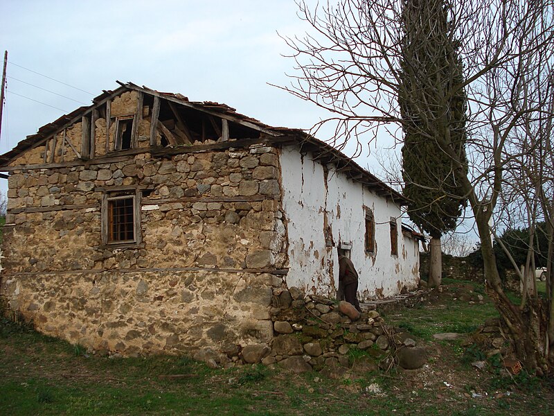 File:Agios Georgios Loutrochori.jpg