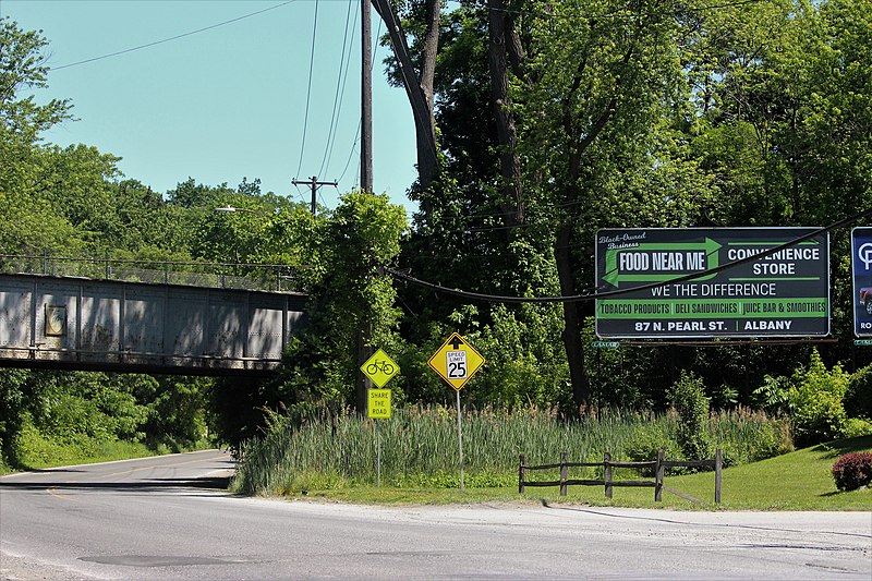 File:Albany County Rail Trail, Albany, New York.jpg