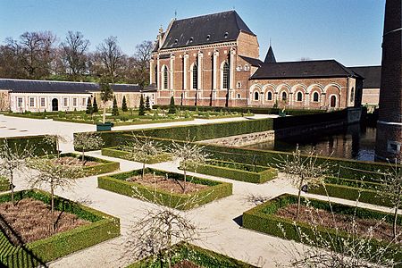 Alden Biesen - french garden with chapel in background
