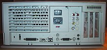 Rear view of a Power Macintosh 7500/100. Apple Power PC 7500 100 MHz 6886.jpg
