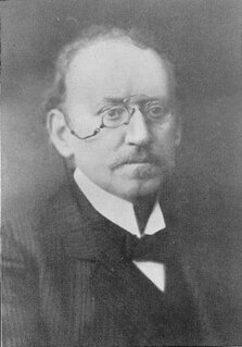 <span class="mw-page-title-main">Arthur Korn</span> German physicist and mathematician (1870–1945)