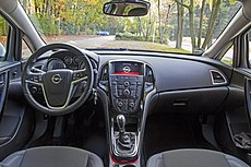 File:Opel Astra Sports Tourer 1.6 Design Edition (J) – Frontansicht (1),  24. Juni 2011, Velbert.jpg - Wikipedia