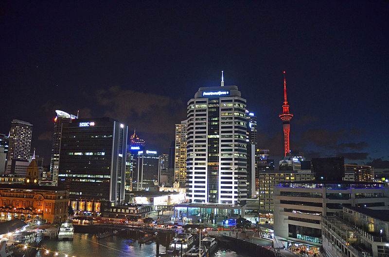 File:Auckland Waterfront - Night.jpg