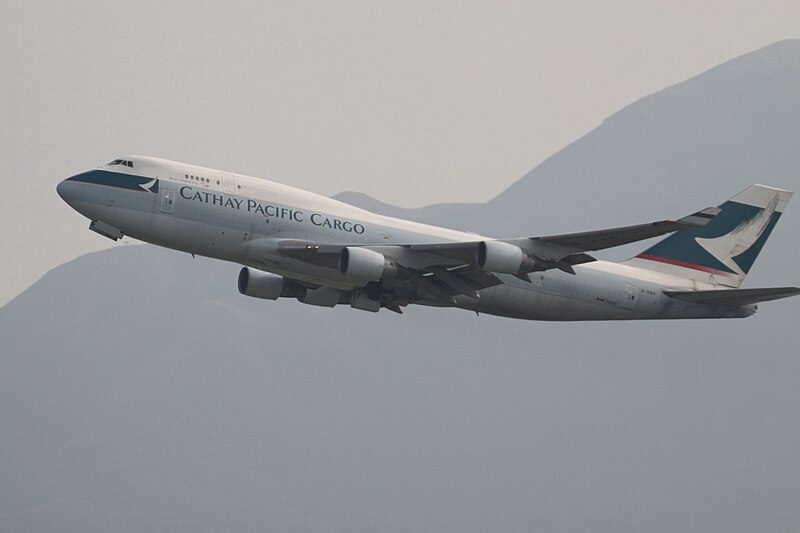 File:B-KAH Boeing 747 Cathay Pacific Cargo (7342711222).jpg