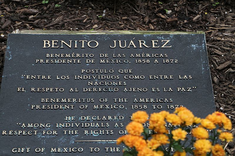 File:Benito Juárez Chicago 2.jpg