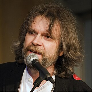 <span class="mw-page-title-main">Beppe Gambetta</span> Italian guitarist and singer (born 1955)