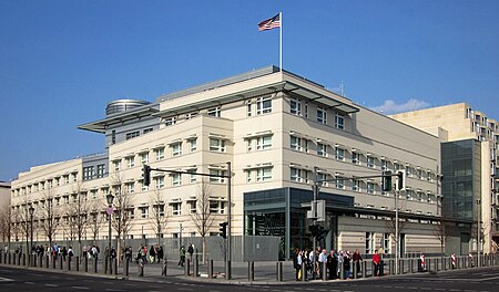 Berlin, Mitte, Ebertstrasse, US Botschaft