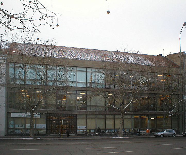 File:Berlin Stadtbibliothek 1.jpg