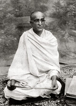 <span class="mw-page-title-main">Bhaktisiddhanta Sarasvati</span> Gaudīya Vaisnava Hindu guru and instructor (1874–1937)