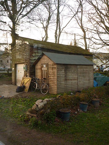 File:Bike shed at Exford YHA.jpg