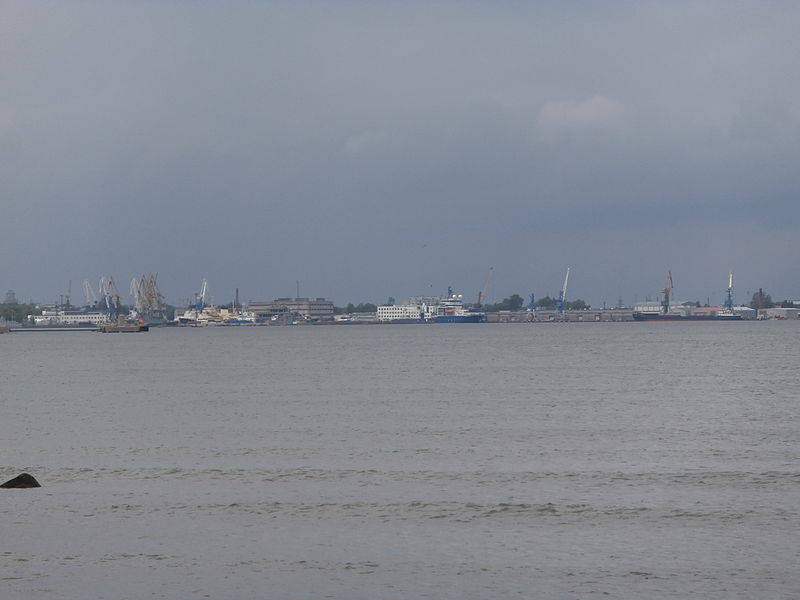 File:Botnica and Grand at Quay 35 in Paljassaare sadam Tallinn 24 June 2015.JPG