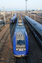 Dak van een element, in het station van Bourges.