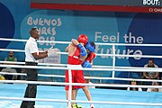 Deutsch: Boxen bei den Olympischen Jugendspielen 2018 Tag 12, 18. Oktober 2018 - Finale im Leichten Weltergewicht Jungen – Ilia Popov (Russland, rot) schlägt Talgat Shaiken (Kasachstan, blau) 4-1; Ringrichter ist James Beckles (Trinidad und Tobago). English: Boxing at the 2018 Summer Youth Olympics on 18 October 2018 – Final Light Welterweight Boys Bout - Ilia Popov (Rusia, rojo) supera a Talgat Shaiken (Kazajstán, azul) 4-1; Referee is James Beckles (Trinidad and Tobago). Español: Boxeo en los Juegos Olímpicos Juveniles de Verano de 2018 en 18 de octubre de 2018 - Chicos de peso welter ligero final: Ilia Popov (Uzbekistán, roja) le gana a Talgat Shaiken (Egipto, azul) 4-1; El árbitro es James Beckles (Trinidad y Tobago).