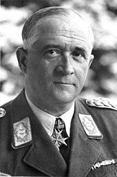 Robert Ritter von Greim, the second and last Supreme Commander of the Luftwaffe (in office: April-May 1945 Bundesarchiv Bild 101I-401-0204-25, Robert Ritter v. Greim.jpg
