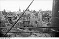 Bundesarchiv Bild 101I-738-0276-13A, Frankreich, zerstörte Gebäude einer Ortschaft.jpg