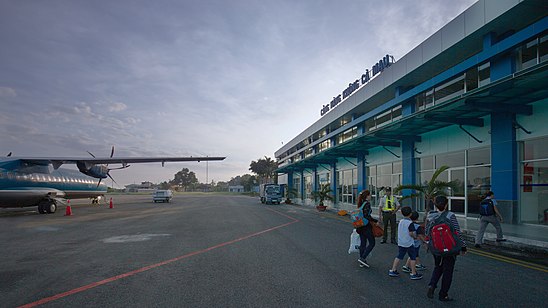 Аэропорт во вьетнаме. CA mau Вьетнам. ИКАО аэропорта Вьетнам. Аэропорт Нячанг Вьетнам. Центральный аэропорт во Вьетнаме.