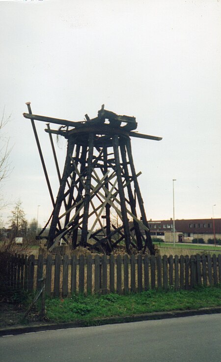 Cammingha Buurtstermolen front