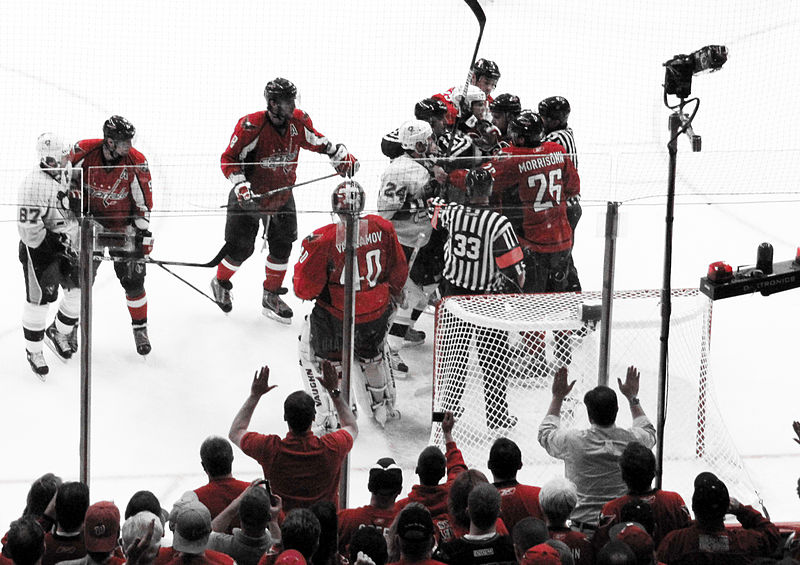 File:Caps-Pens- Game 1 (2009 NHL Playoffs) - 13 (3494716673).jpg