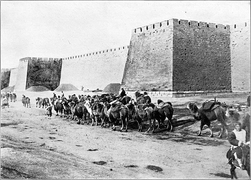 File:Crowd of Camels in Peking.jpg