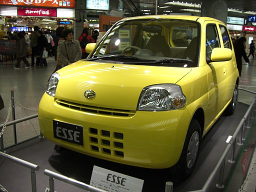 Daihatsu Esse 2006 Japan Yellow