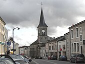 Rue de la République mit der Kirche Sainte-Marie-Madeleine