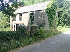 Derelict house on Foughillotra Road - geograph.org.uk - 6352460.jpg