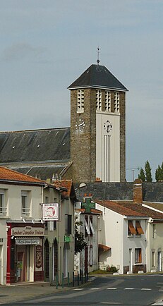Церковь и улица Биньона