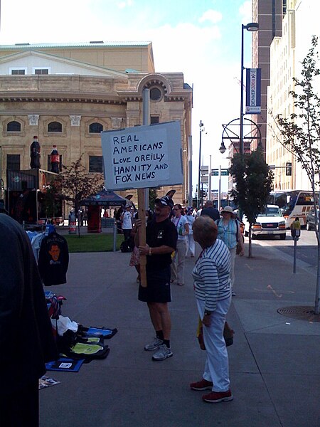 File:Ellie Caulkins Opera House 2008 DNC (2798269034).jpg