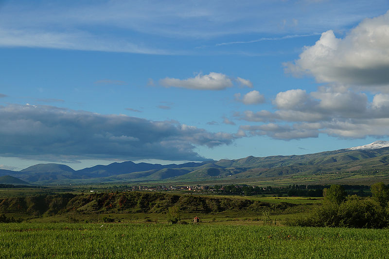 File:Erseka, Kolonja.jpg