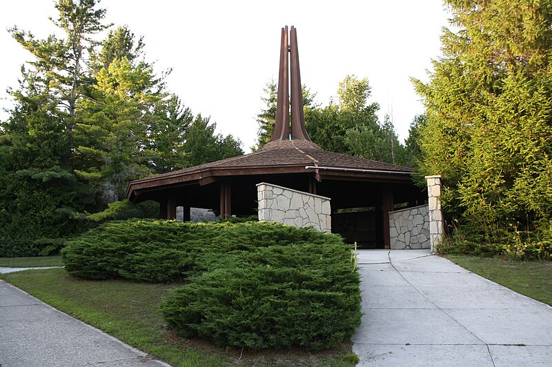 File:Father Marquette National Memorial Building Aug 2011.jpg