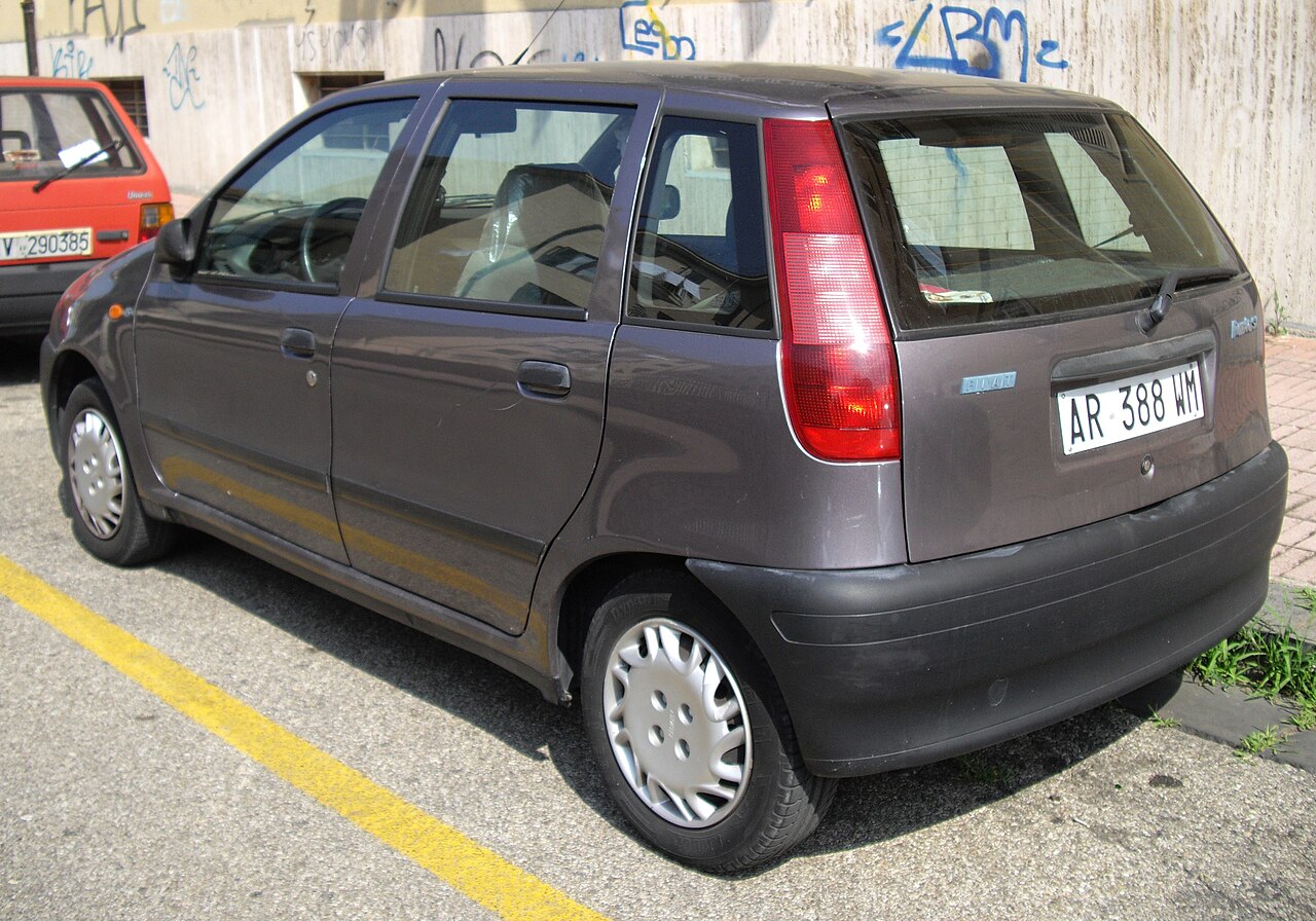 Image of Fiat Punto 5door rear