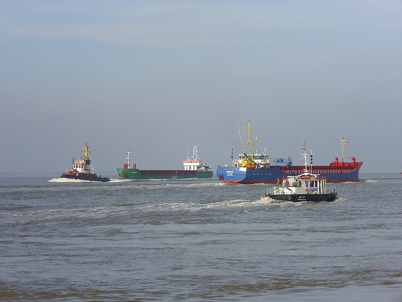 File:Four ships.jpg