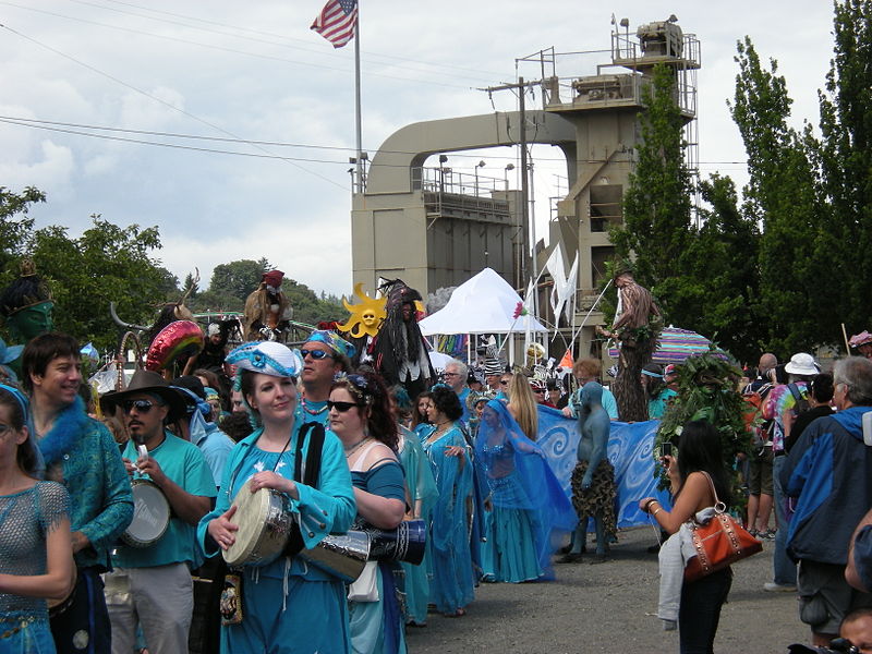 File:Fremont Solstice Parade 2009 - 016.jpg