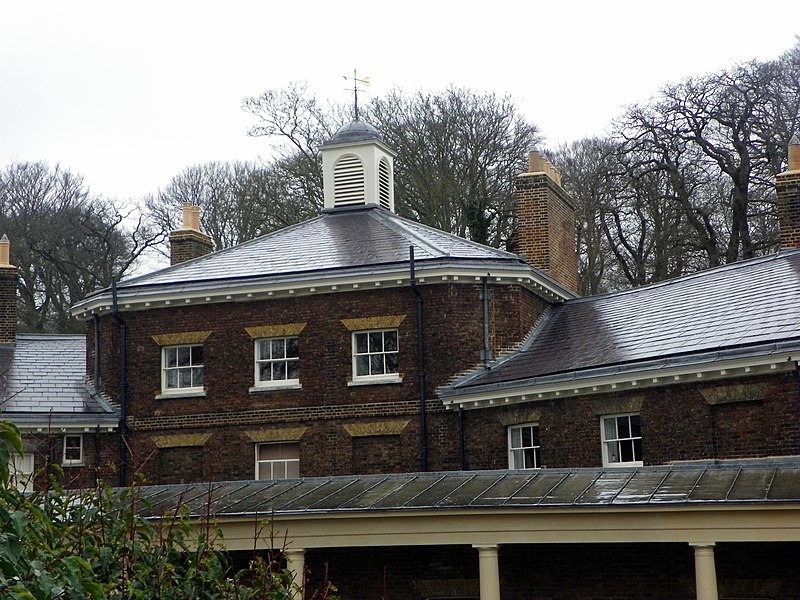 File:GOC Hampstead 103 Service wing at Kenwood House (8493728523).jpg