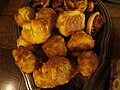 Petites gougères maison appétissantes.