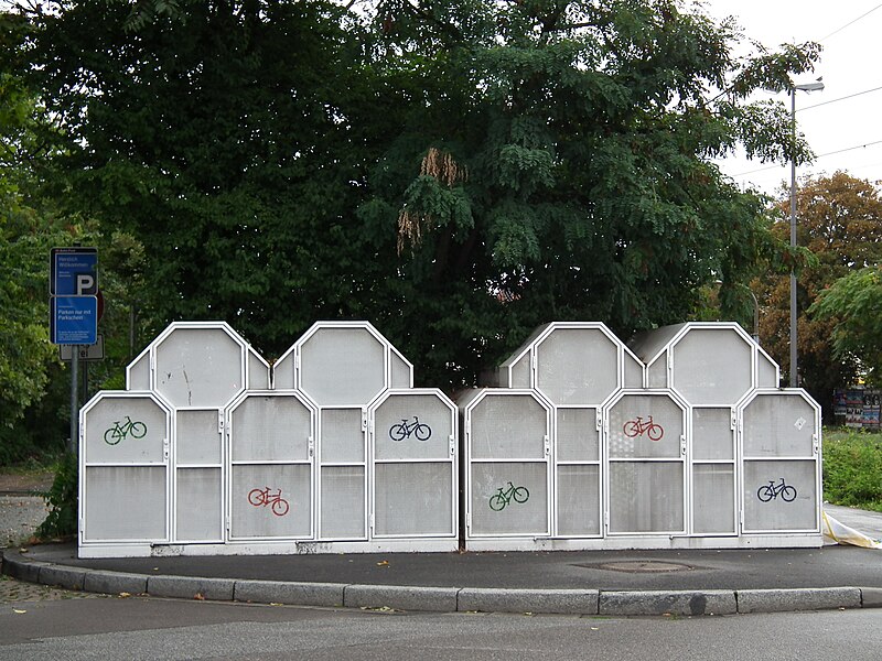 File:HBF HD Fahrradcontainer.JPG