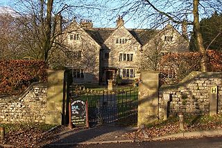 <span class="mw-page-title-main">Hartington Hall</span> Manor house in Derbyshire, England
