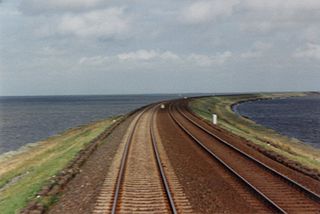 <span class="mw-page-title-main">Causeway</span> Route raised up on an embankment
