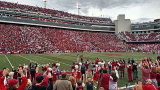 Donald W. Reynolds Razorback Stadium