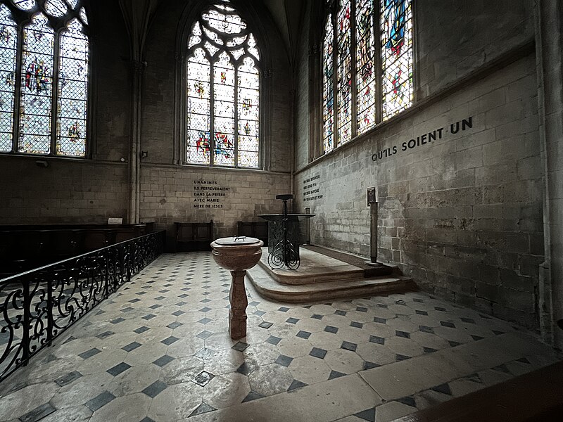 File:Intérieur Église Saint Étienne - Caen (FR14) - 2021-11-13 - 20.jpg