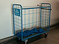 * Nomination: KLM baggage cart at Schiphol Airport --MB-one 15:09, 23 January 2019 (UTC) * * Review needed