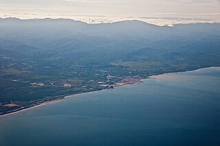 <span class="mw-page-title-main">Kimanis Bay</span> Bay on the west coast of Sabah, Malaysia, Borneo