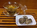 工芸茶３種の形状と茶を煎れた様子