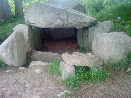 LG Dolmen1