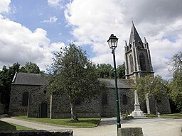 La Ville-ès-Nonais (35) Église 01.jpg