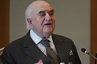 people_wikipedia_image_from George Weidenfeld