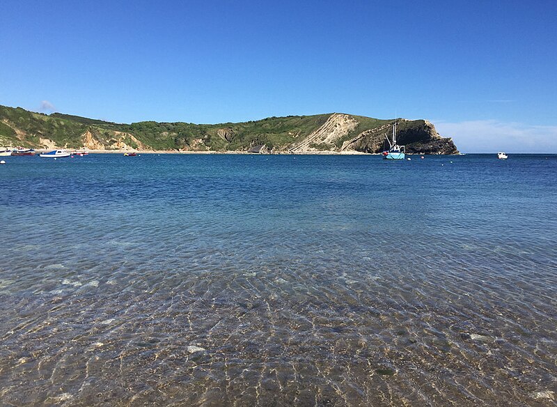 File:Lulworth Cove - geograph.org.uk - 5412601.jpg